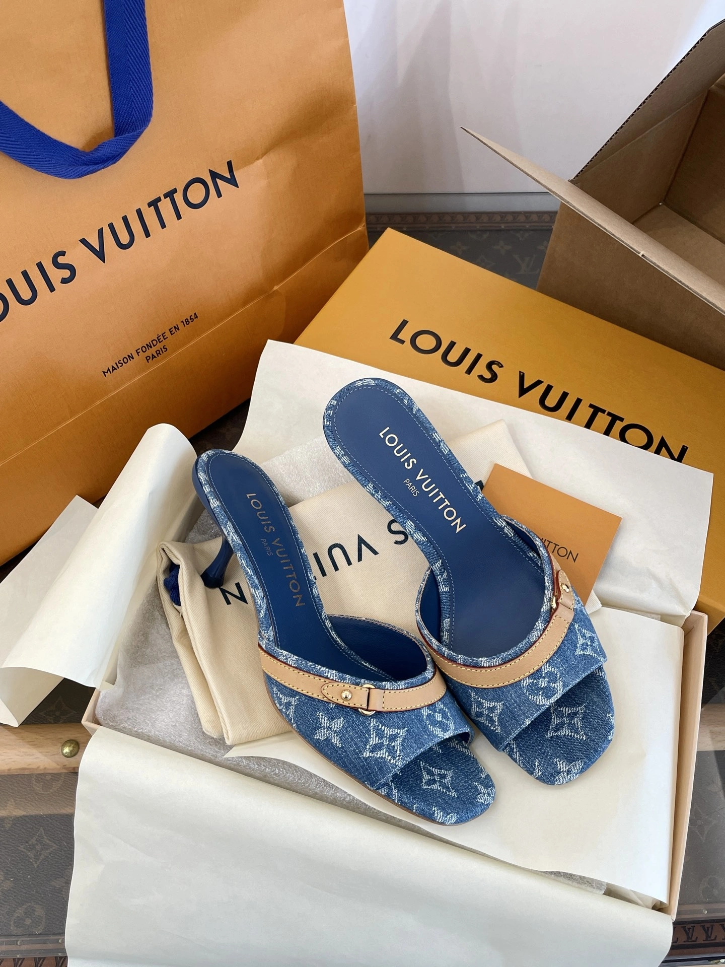 COCO-- 8V 1ADIF3 1ADIF1 Heel height ：5.5cm item:E-X230F1205